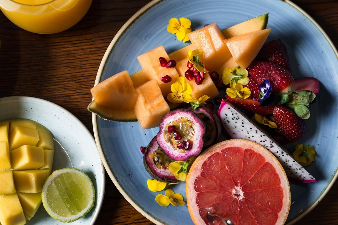Hotel The Westin Melbourne Exteriér fotografie Fruit salad