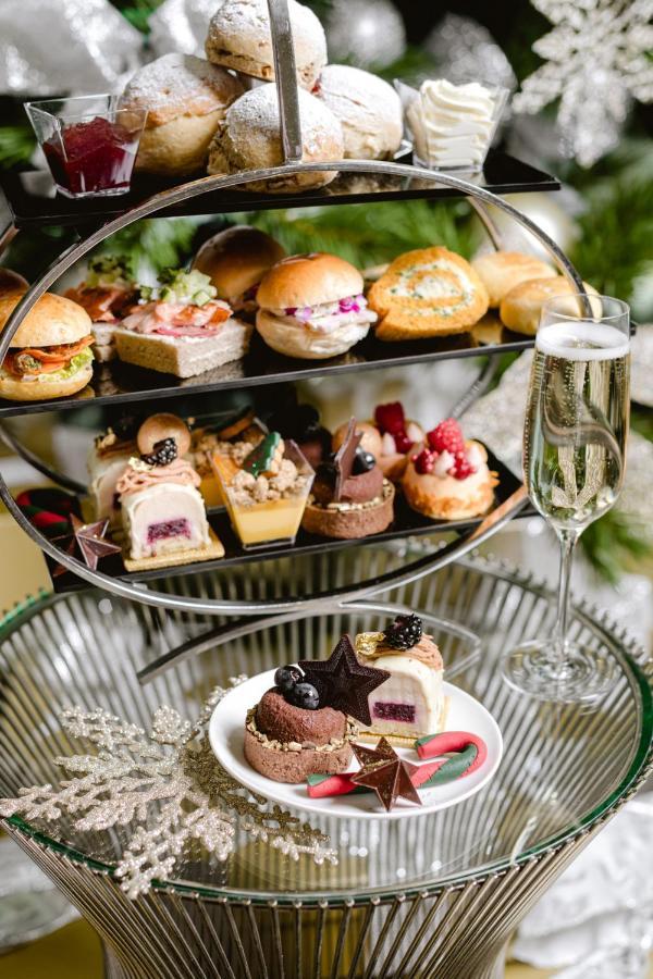 Hotel The Westin Melbourne Exteriér fotografie Afternoon tea at the InterContinental London Park Lane